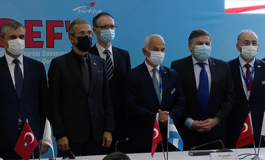 Türkiye'nin uzay alanındaki ilk ihracatı için imzalar IDEF 2021'de atıldı