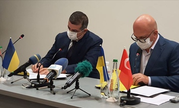 Türkiye ve Ukrayna savunma alanında ortaklık anlaşması imzaladı