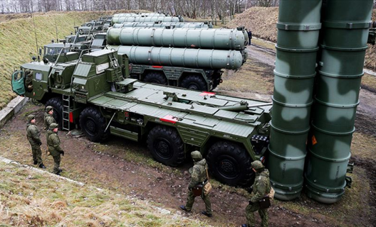 Hindistan S-400'ler konusunda ABD baskısıyla karşı karşıya