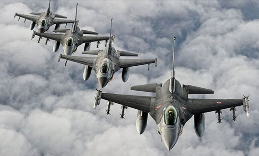 Irak'ın kuzeyine hava harekatı