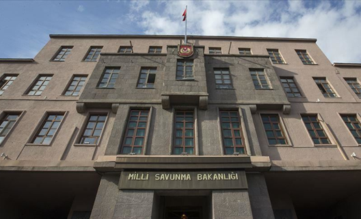 MSB: Pençe-Kaplan Operasyonu'nda PKK'ya ait silah ve mühimmatlar ele geçirildi