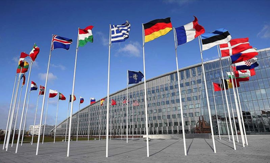 Yeni tip koronavirüs NATO'yu da vurdu
